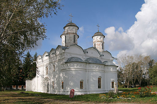 Rizopolozhensky Cathedral of the Rizopolozhensky Monastery, Suzdal, 1520 - by Ludvig14/Wikimedia Commons