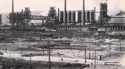 Kuznetsk metallurgical factory - Soviet Union (1937) photo by _devol_ / http://s165.photobucket.com/user/devol_photo/media/1937.jpg.html