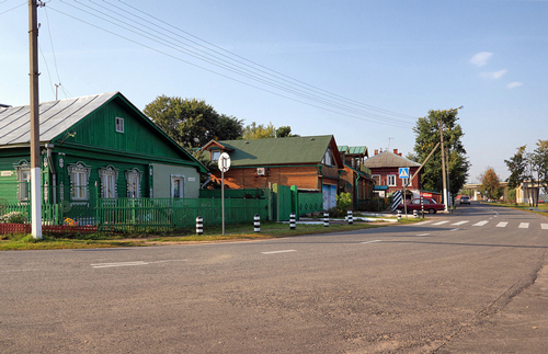 Wooden houses in Kostroma, photo by Alexxx Malev (flickr.com/photos/alexxx-malev/8080083282)