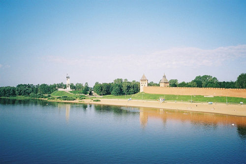 Novgorod Kremlin, photo by NIgel Swales - flickr.com/photos/nigel321/2268146247
