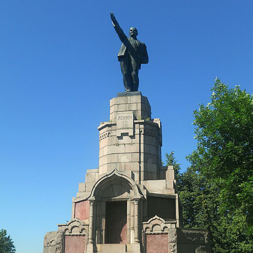 Lenina Monument in Kostroma / wikicommons