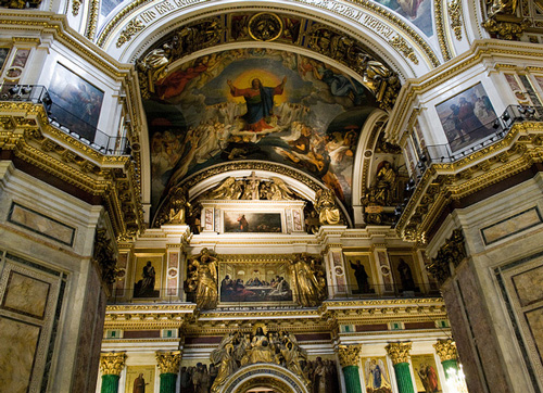 Inside St. Isaac Cathedral  - photo by Katie Brady/ flickr.com/photos/cliche/4932414349/