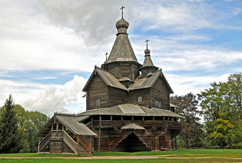 The Vitoslavlitsy Museum of Wooden Architecture - photo by Dennis Jarvis / flickr.com/photos/archer10/4138235974 